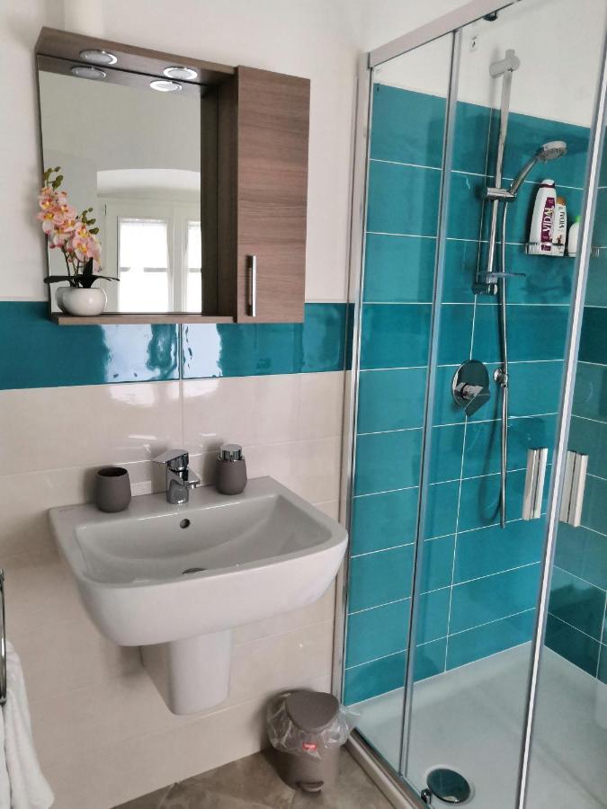 Casa Sabina Hotel Intra Luaran gambar